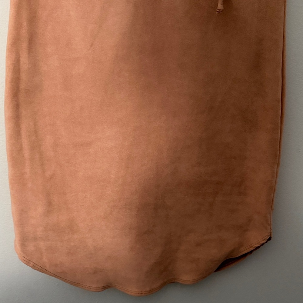 Elegant Tan Lace-Up Dress - Picture 3 of 5